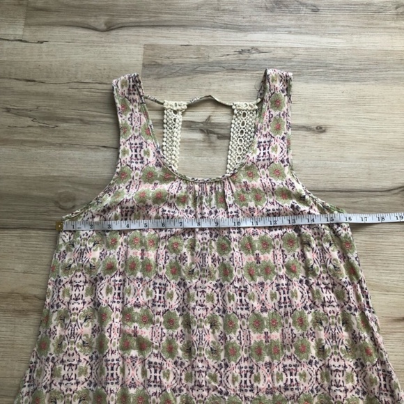 Doe & Rae Pink Ruffled Tiered Halter Sundress - Picture 3 of 8